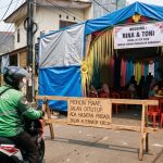 Home - Ilustrasi Menutup Jalan Saat Ada Hajatan Ilustrasi Menutup Jalan Saat Ada Hajatan